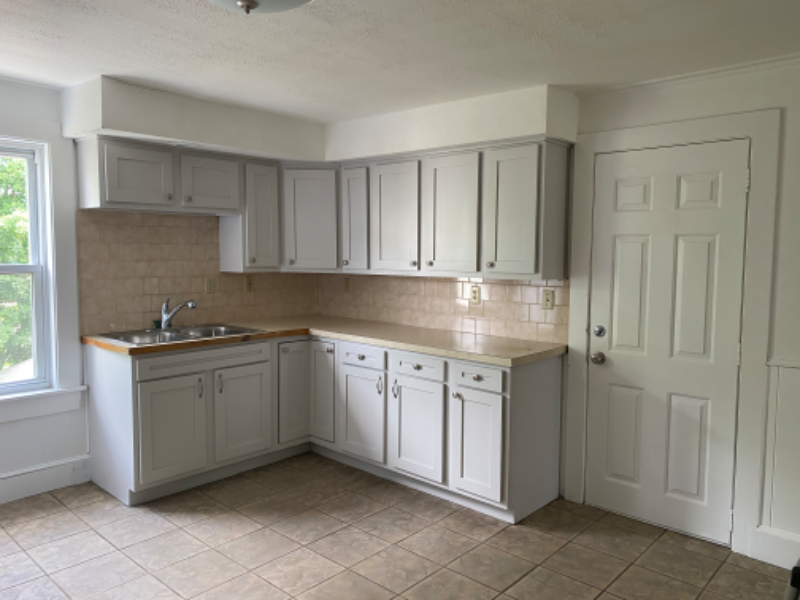 Attelboro Apartment: 212 Pine st