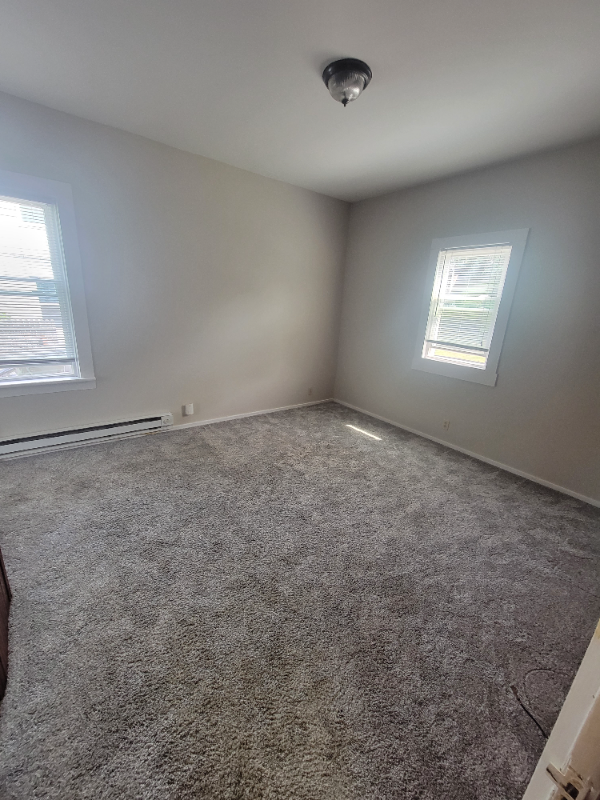 Erie Apartment: 1102 W 8th St