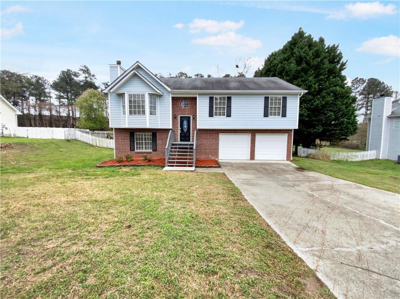 Grayson Apartment: 71 Patricia Terrace