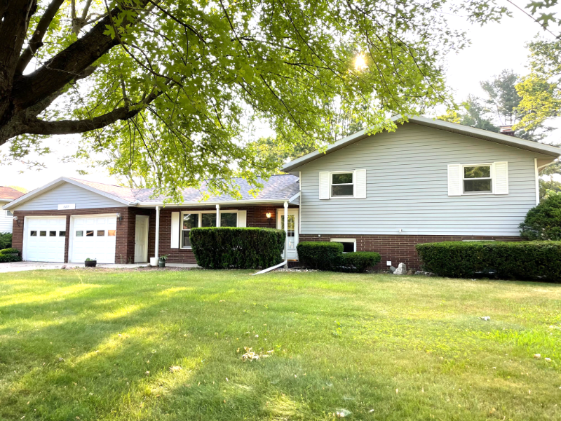 Stevensville House: 6001 Echo Ridge