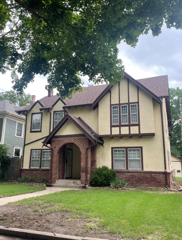 Wichita Townhome: 1114 n Carlos st