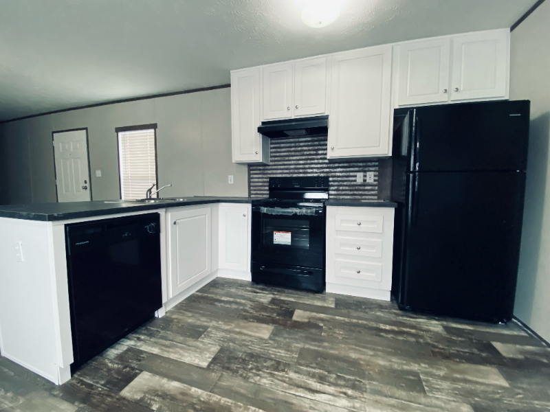 Jonesboro House: 696 Tara Rd