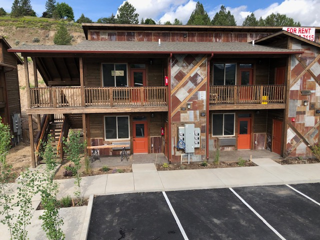 Lolo Apartment: 6174 Lay About Lane