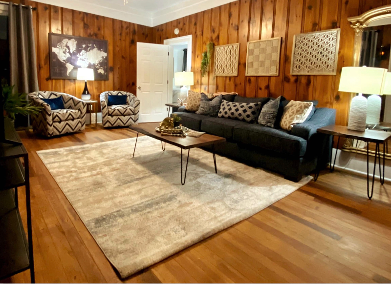 Hot Springs House: 169 Crest Street