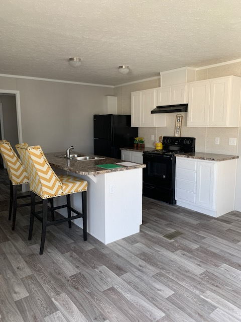 Bristol House: 54686 County Rd 19