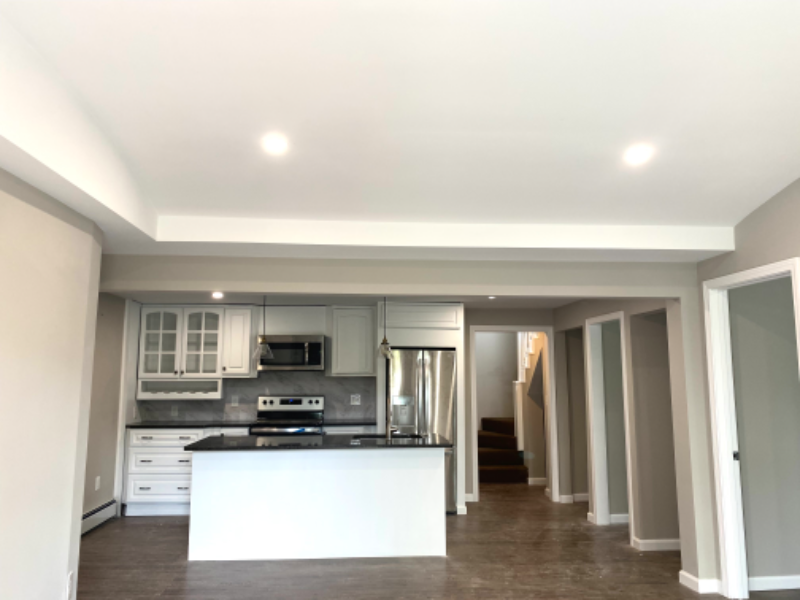 Walpole Townhome: 205 West St