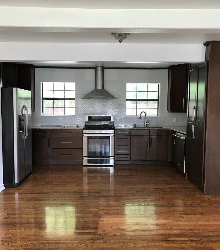 San Marcos House: 1101 Sycamore Street