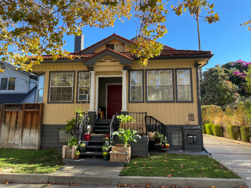 San Jose House: 652 N 2nd St