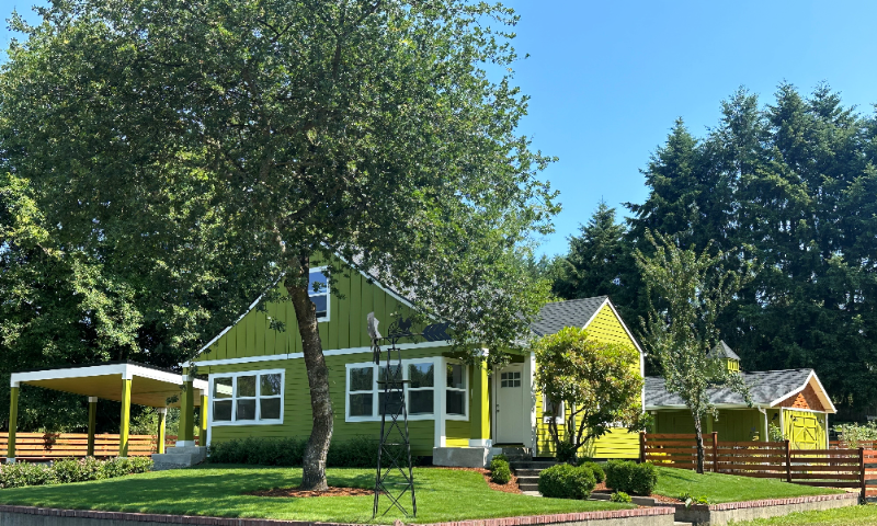 Olympia House: 2501 Sevedge Ct. NE