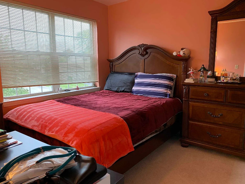 Poughkeepsie House: 43 Autumn Dr