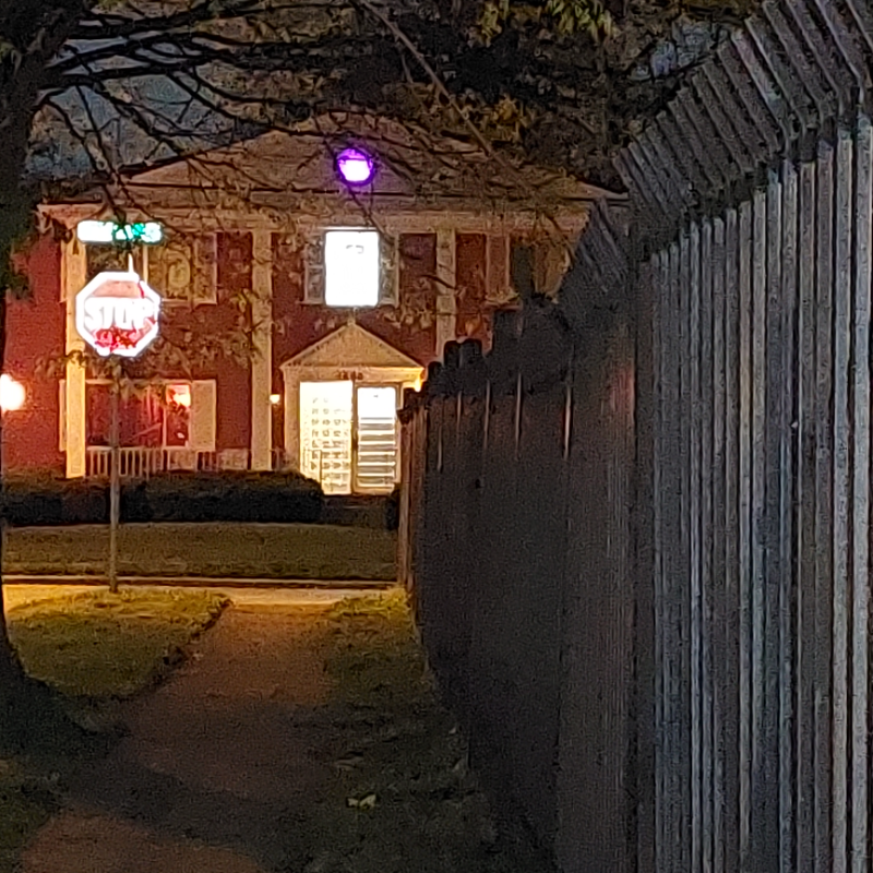 Cincinnati House: 1600 Cresthill Ave