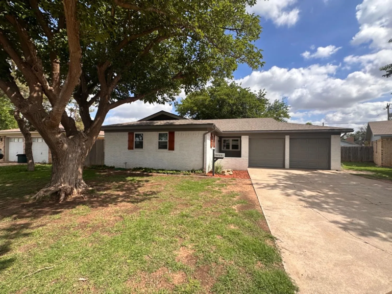 Lubbock House: 5603 15th St.