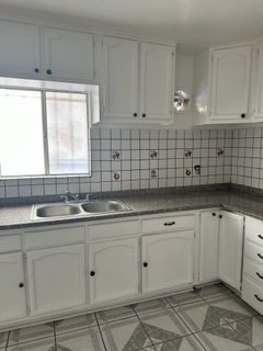 Los Angeles House: 1557 W. 29th Street