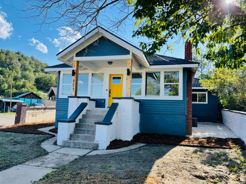 Trinidad House: 821 S Ash St