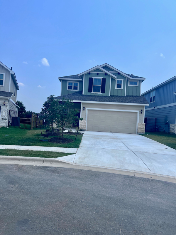 Liberty Hill House: 437 pickrell loop