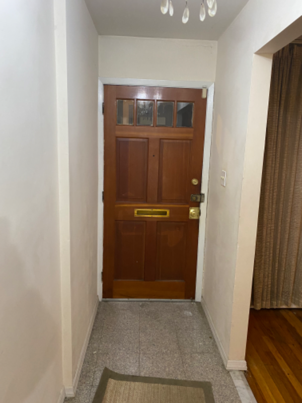 Jamaica Estates Multiplex: 175-32 Devonshire Rd