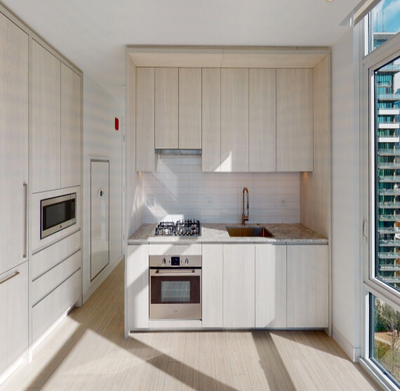 Chicago Apartment: 314 N Halsted St