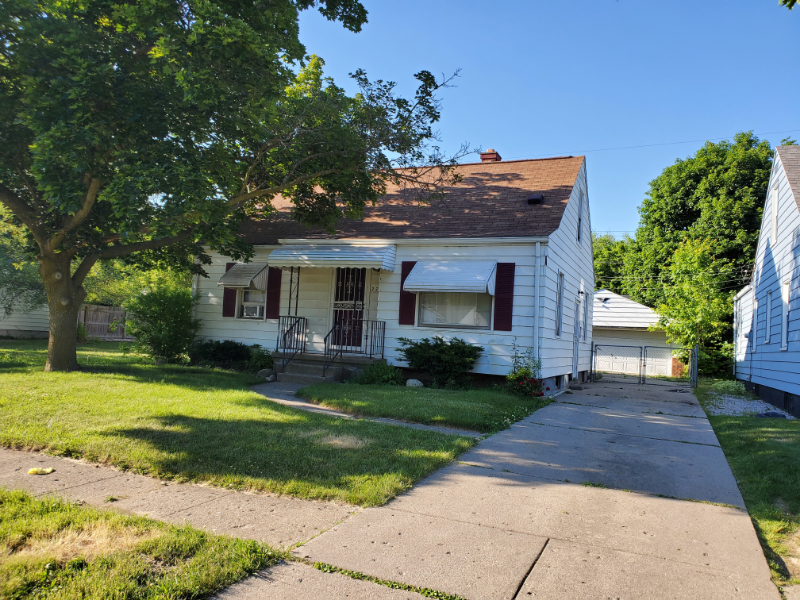 flint House: 2738 Berkley Street