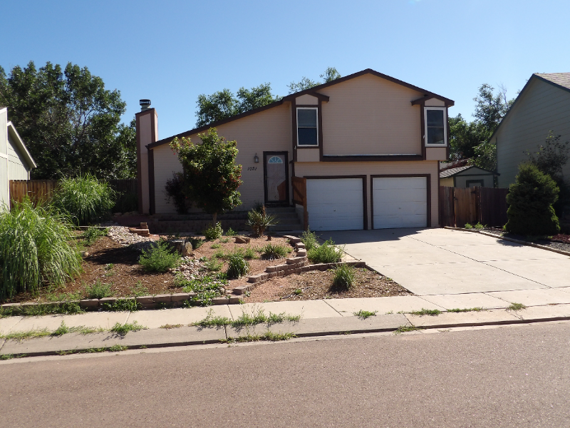 Fountain House: 1031 Rancher Dr.