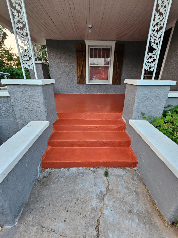 Shawnee House: 1332 E Highland st