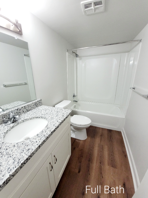 Hampton Townhome: 81 W County St