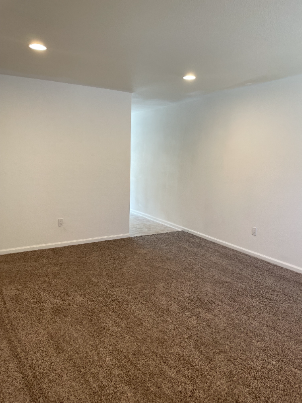 Bakersfield Multiplex: 1009 Nimrod Ct.