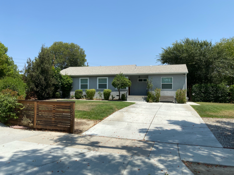 Burbank Multiplex: 1529 N Edison Blvd
