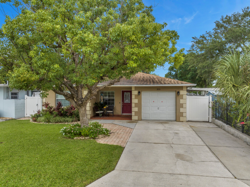Tampa House: 305 N Archer Street