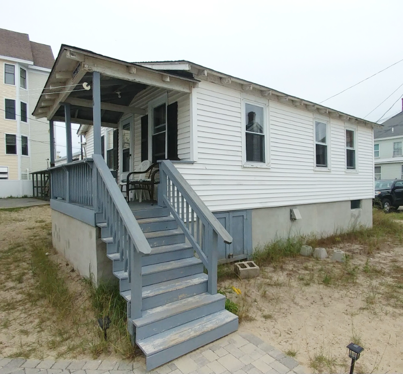 Hampton House: 10 K Street