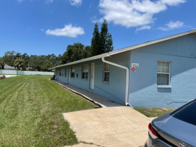 Clearwater Apartment: 1936 Wolford Rd