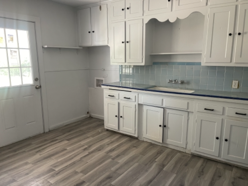 San Angelo House: 2108 Carlton Way
