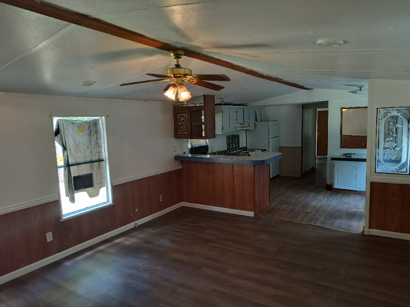Manning House: 1284 High Hills Lane