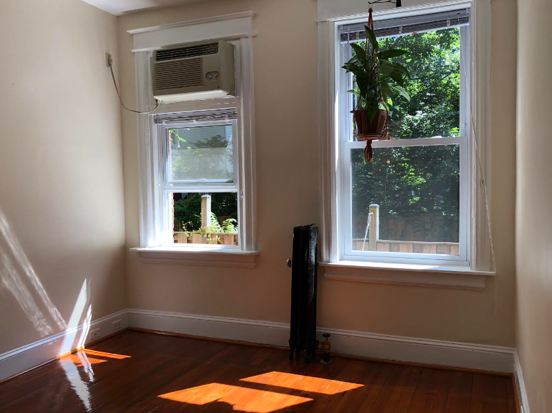 Washington House: 1315 Park Rd NW
