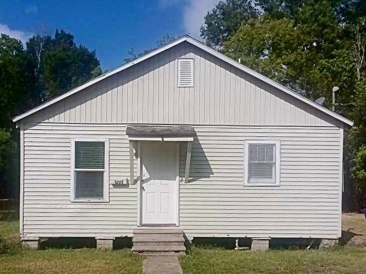 Crowley House: 1205 Jacobs Ave