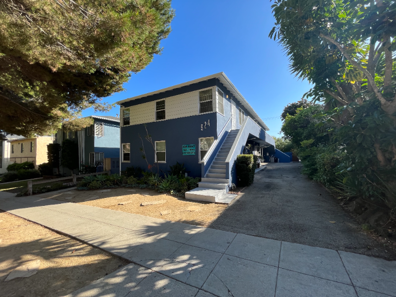 SANTA MONICA Apartment: 924 17th st