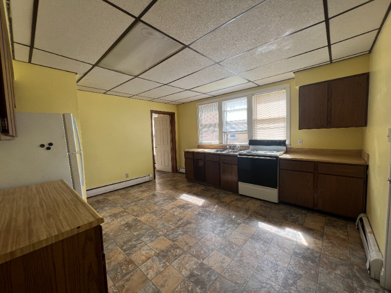 Cadillac Multiplex: 124 Spruce