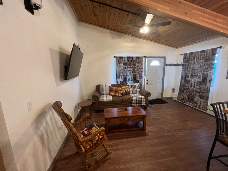 Anchorage House: 2301 Lincoln