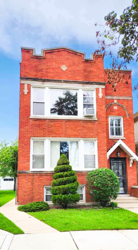 Chicago Apartment: 6042 W Miami