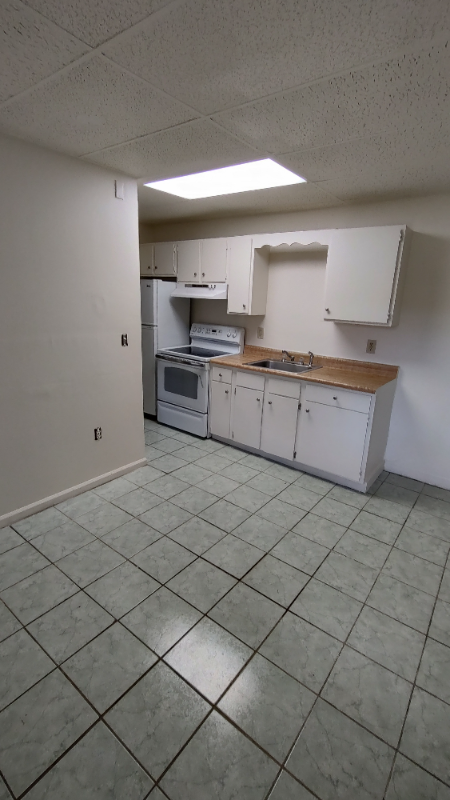 Dover Plains Apartment: 34 Railroad St.
