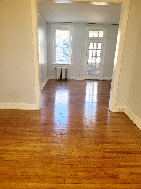 Norfolk Apartment: 1611 Hampton Blvd