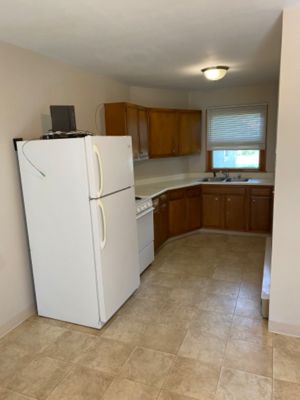 Summit Apartment: 510 Maple Street