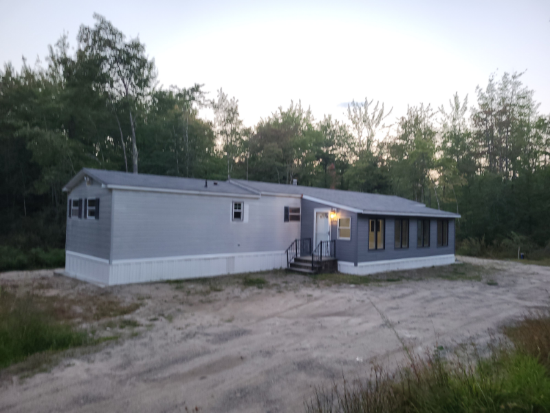 Waterboro House: 12 Breton Lane