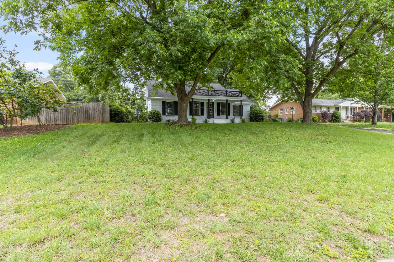 Charlotte House: 4111 Sudbury Road