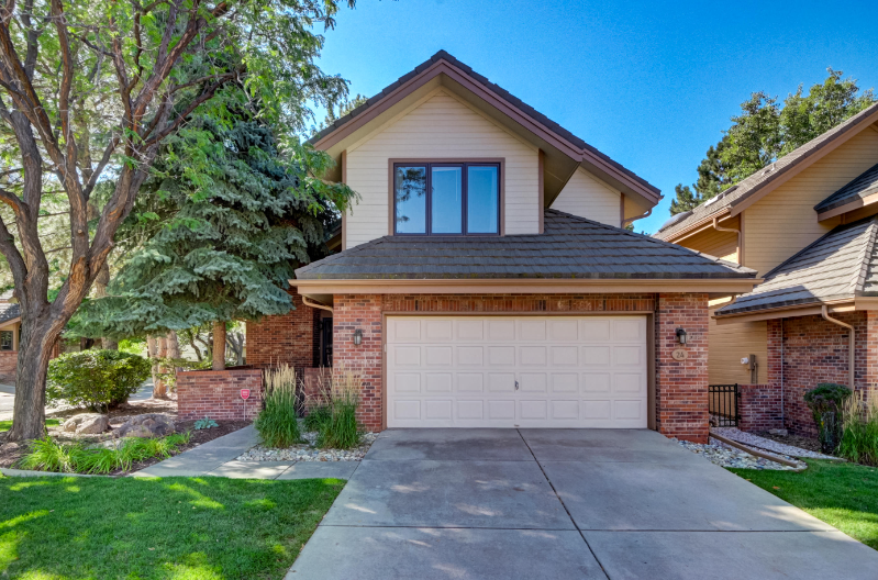 Denver House: 4565 E Mexico Ave