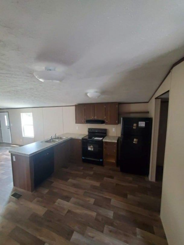 Greeneville House: 70 Haney Park