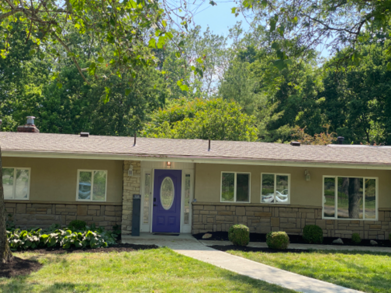 Dayton House: 1962 W Alex Bell Rd