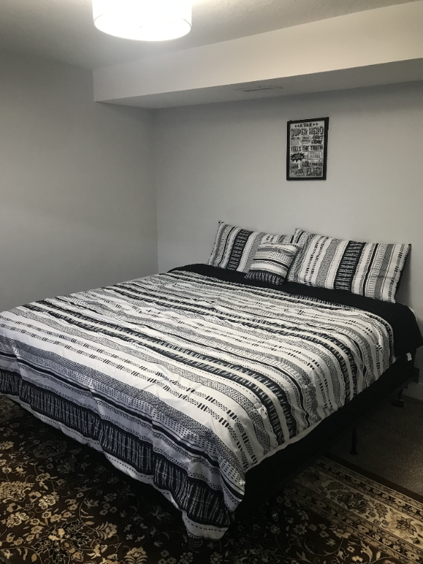 South Jordan House: 2532 West Cherry Grove Way