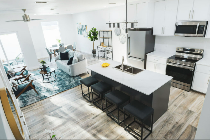 Edinburg Apartment: 1400 wisconsin rd