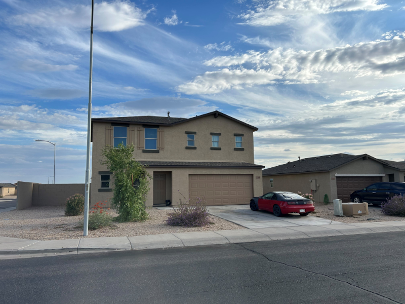 Casa Grande House: 135 E Impala Pl