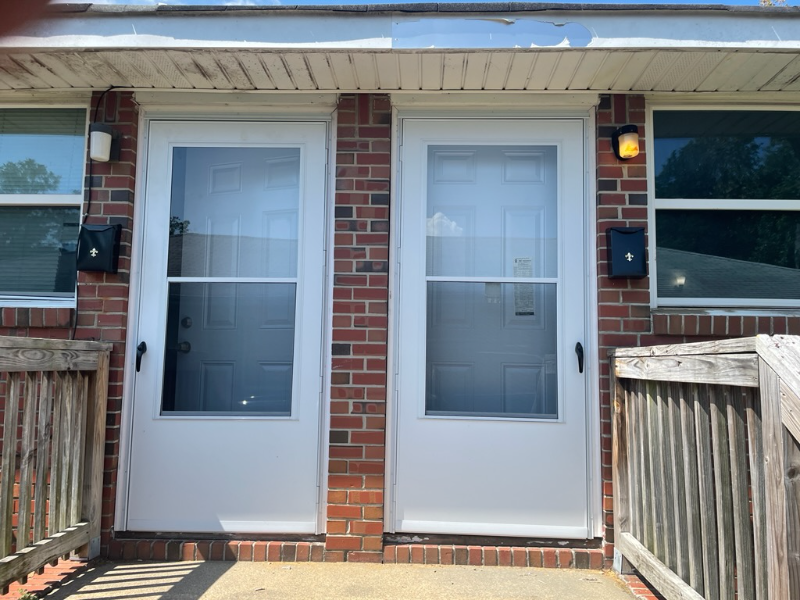 Norfolk Apartment: 337 Woodview ave